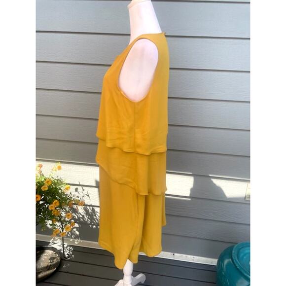 Banana Republic Size 8 Dress Yellow Gold‎ Layered Sleeveless - Picture 2 of 4